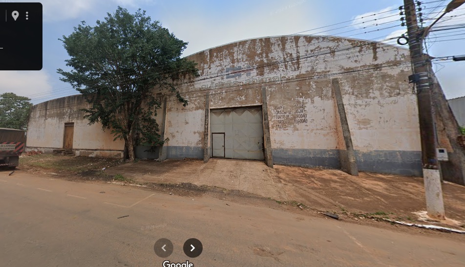 001 - imóveis comerciais / imóvel com 1.275m² (c/ armazém) av antonio ferreira sobrinho, jaciara